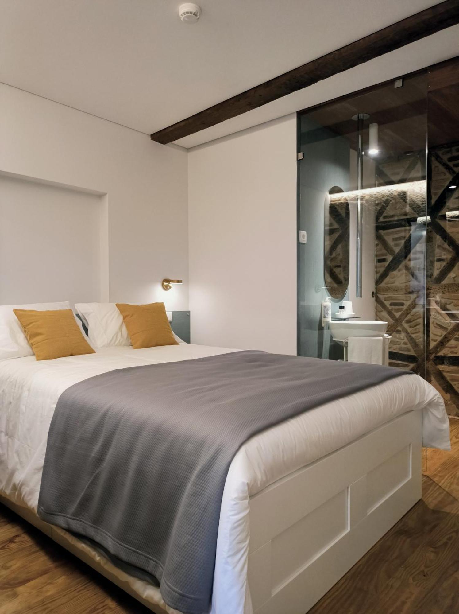 Domi Suites & Studios Guimarães Eksteriør billede