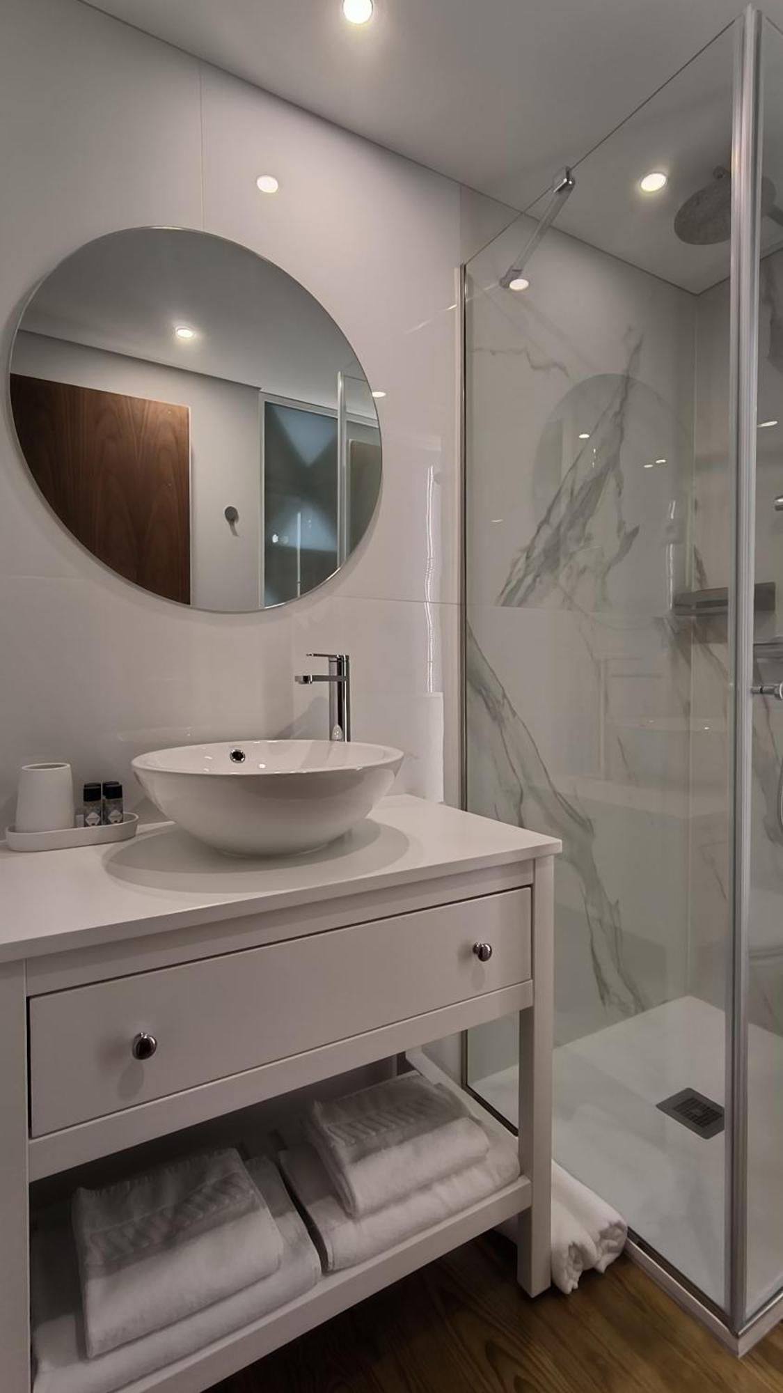 Domi Suites & Studios Guimarães Eksteriør billede